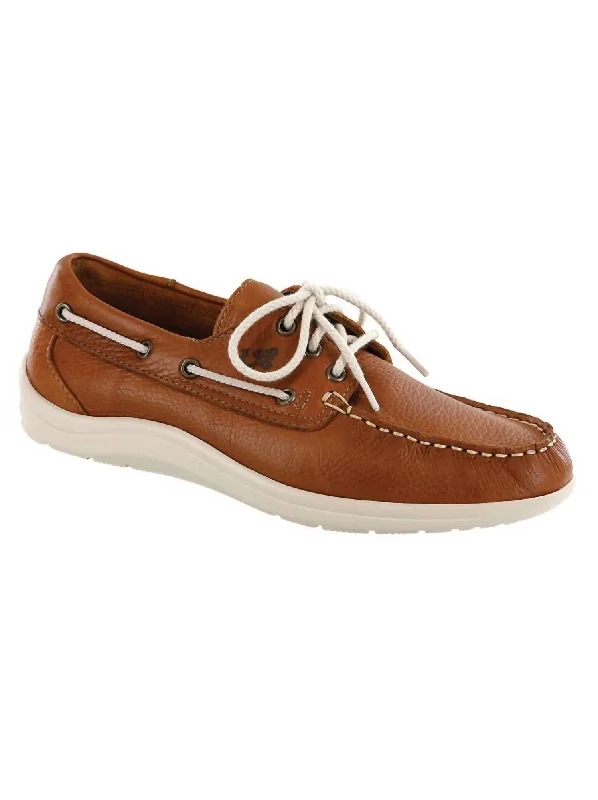 Catalina Lace Up Boat Shoe - Medium In Sandstone