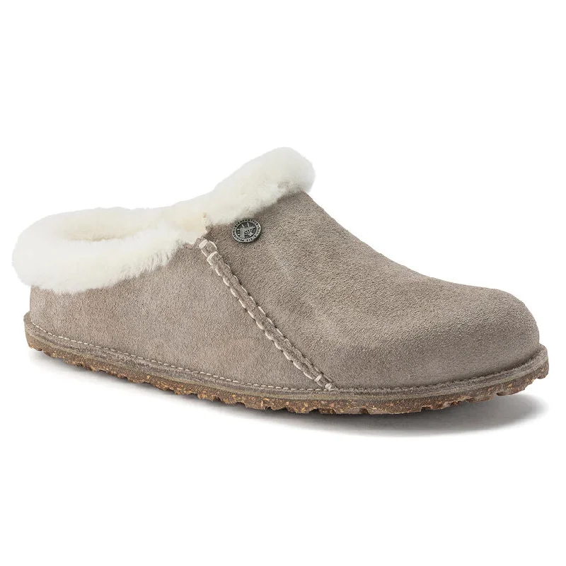 Stone Coin Suede / Natural Shearling